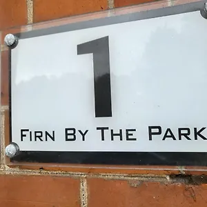 Firn By The Park Apartment Whitby